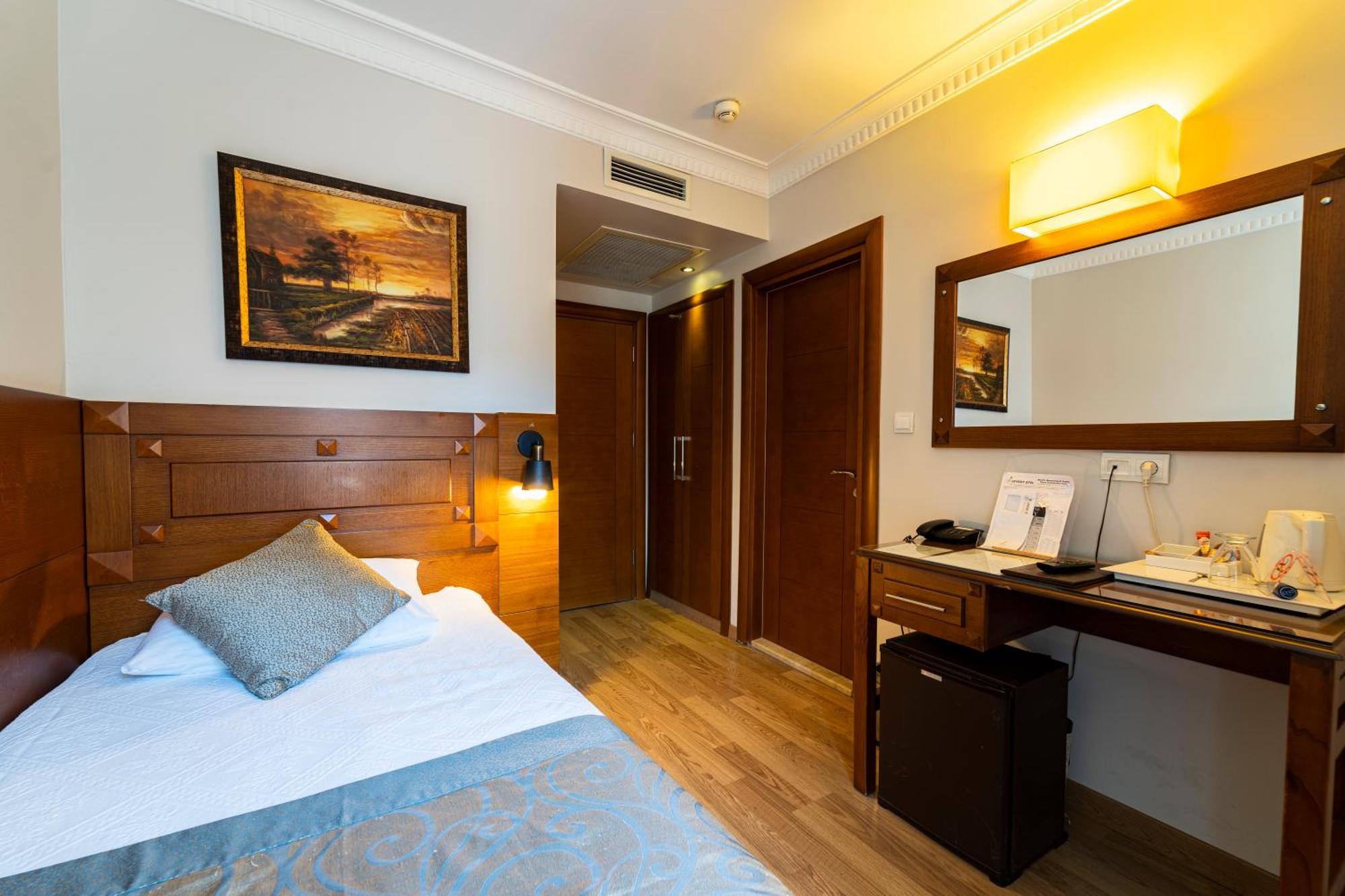 Levent Hotel Стамбул Экстерьер фото